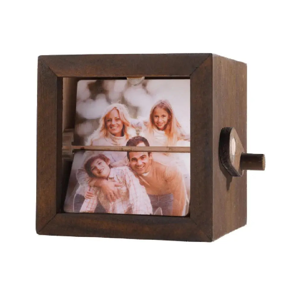 MEMOBOX™ – Custom Wooden Flipbook Frame